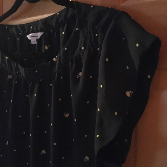 Cap sleeved blouse - Picture 3 of 3